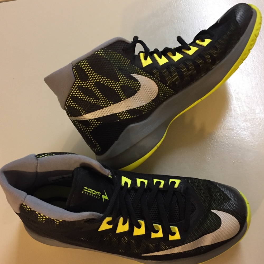 COPY - Nike Zoom Devosion Basketball Shoes 8.5